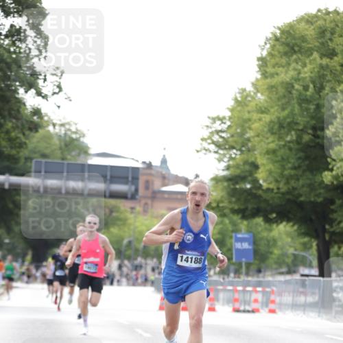 29.06.2025 - hella hamburg halbmarathon Jannik Wohlers http://msf.ph/oto/8158218 29.06.2025 09:38:48 Lombardsbrücke 14188, 16529 meine-sportfotos.de