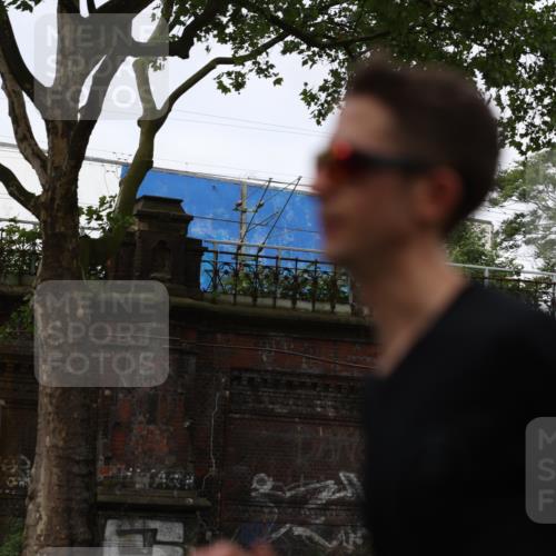 29.06.2025 - hella hamburg halbmarathon Yannick Fuchs http://msf.ph/oto/8158284 29.06.2025 10:19:00 20KM 5301, 6699, 7834, 7963, 9385, 9447, 10780, 13440, 19078 meine-sportfotos.de