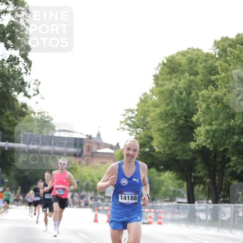 29.06.2025 - hella hamburg halbmarathon Jannik Wohlers http://msf.ph/oto/8158302 29.06.2025 09:38:49 Lombardsbrücke 14188, 16529, 19072 meine-sportfotos.de