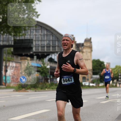 29.06.2025 - hella hamburg halbmarathon Yannick Fuchs http://msf.ph/oto/8158338 29.06.2025 10:19:05 20KM 5301, 6699, 6816, 7963, 9385, 9447, 10780, 11194, 12360, 13440, 19078 meine-sportfotos.de
