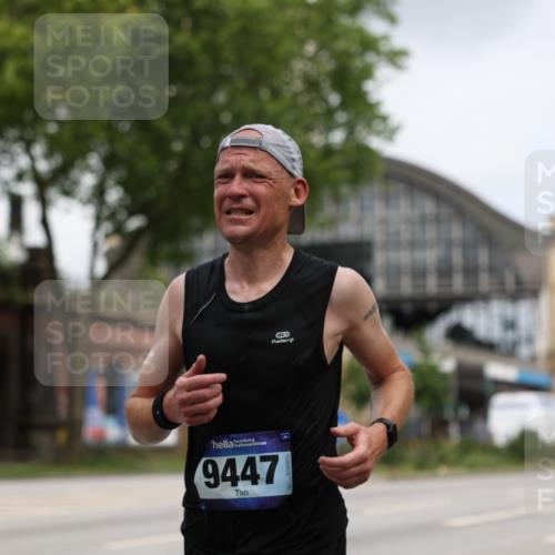 29.06.2025 - hella hamburg halbmarathon Yannick Fuchs http://msf.ph/oto/8158359 29.06.2025 10:19:06 20KM 5301, 6699, 6816, 7963, 9385, 9447, 10234, 10780, 11194, 12360, 13440, 19078 meine-sportfotos.de
