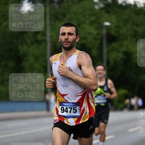29.06.2025 - hella hamburg halbmarathon Dr. Thomas Lammeyer http://msf.ph/oto/8158543 29.06.2025 09:43:43 Kennedybrücke 5253, 6816, 9151, 9447, 9475 meine-sportfotos.de