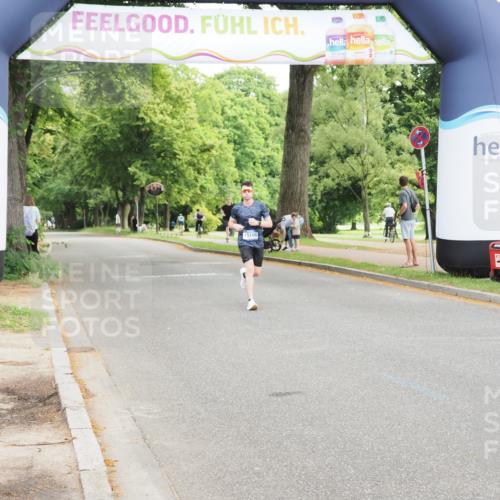 29.06.2025 - hella hamburg halbmarathon MichiJ http://msf.ph/oto/8158561 29.06.2025 10:09:05 Zwischen KM18-KM19 14932, 19072 meine-sportfotos.de