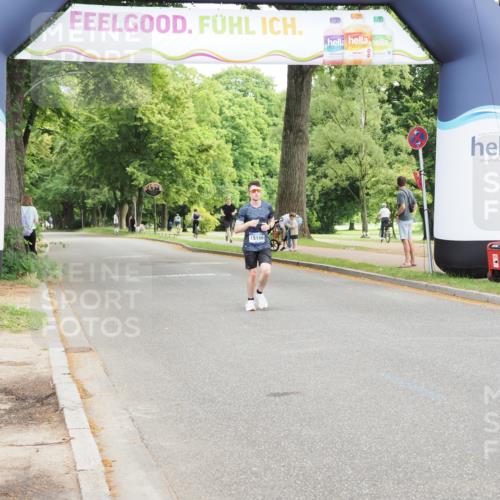 29.06.2025 - hella hamburg halbmarathon MichiJ http://msf.ph/oto/8158581 29.06.2025 10:09:05 Zwischen KM18-KM19 14932, 19072 meine-sportfotos.de