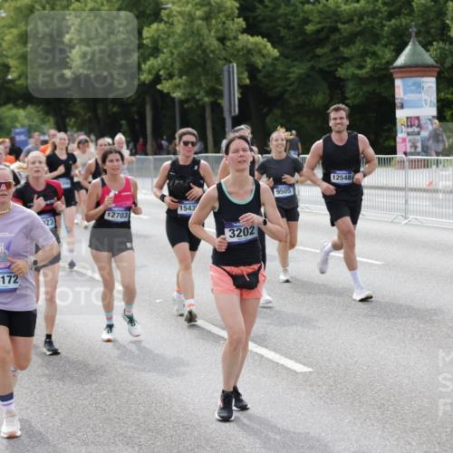 29.06.2025 - hella hamburg halbmarathon Jannik Wohlers http://msf.ph/oto/8158582 29.06.2025 10:18:09 Lombardsbrücke 1234, 1820, 2703, 3202, 3529, 4123, 4383, 4802, 5049, 5909, 5910, 6332, 6533, 7160, 7214, 7454, 8341, 8665, 9222, 9276, 9505, 9586, 9658, 9748, 10172, 10502, 10659, 10687, 10856, 11020, 12541, 12548, 12552, 12703, 12847, 13193, 13341, 13370, 13933, 14023, 14247, 14332, 14627, 14760, 14770, 14967, 15138, 15208, 15393, 15436, 15749, 16209, 16451, 16828, 16833, 17048, 17283, 18246, 18697, 18807, 18825 meine-sportfotos.de