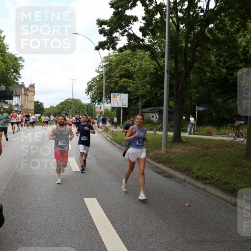 29.06.2025 - hella hamburg halbmarathon Yannick Fuchs http://msf.ph/oto/8158626 29.06.2025 10:38:37 20KM 1057, 1220, 1391, 1415, 1558, 1782, 1902, 1941, 2365, 2402, 2816, 3004, 3021, 3305, 3907, 4310, 4425, 4981, 4991, 4999, 5231, 5275, 5476, 5624, 5884, 6490, 6705, 6903, 6991, 7005, 7191, 7322, 8063, 8722, 9081, 9159, 9374, 9444, 9633, 10193, 10596, 10669, 10930, 11346, 11469, 12159, 12554, 12711, 12966, 13123, 13421, 13996, 14667, 14798, 14816, 15185, 15225, 15233, 15280, 15512, 15862, 16062, 16224, 16316, 16506, 16547, 16893, 17251, 17729, 17748, 18806 meine-sportfotos.de