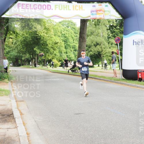 29.06.2025 - hella hamburg halbmarathon MichiJ http://msf.ph/oto/8158629 29.06.2025 10:09:06 Zwischen KM18-KM19 14932 meine-sportfotos.de