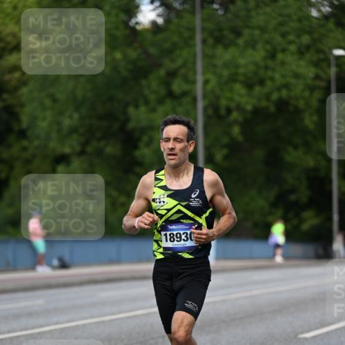 29.06.2025 - hella hamburg halbmarathon Dr. Thomas Lammeyer http://msf.ph/oto/8158654 29.06.2025 09:43:44 Kennedybrücke 5253, 6816, 9151, 9447, 9475 meine-sportfotos.de