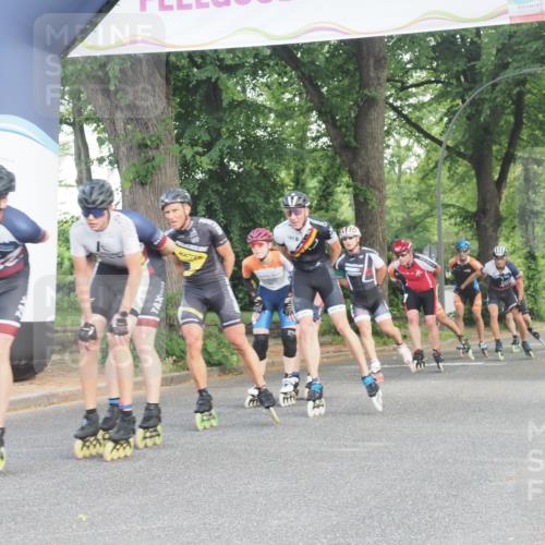29.06.2025 - hella hamburg halbmarathon KatJ http://msf.ph/oto/8158658 29.06.2025 09:04:56 Zwischen KM18-KM19  meine-sportfotos.de