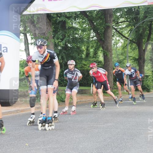 29.06.2025 - hella hamburg halbmarathon KatJ http://msf.ph/oto/8158686 29.06.2025 09:04:56 Zwischen KM18-KM19  meine-sportfotos.de