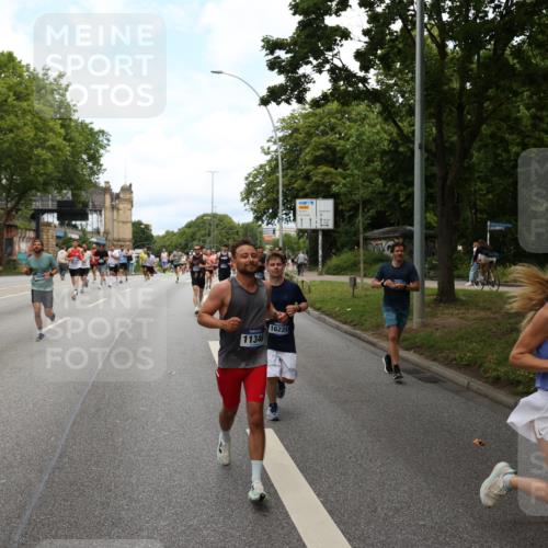 29.06.2025 - hella hamburg halbmarathon Yannick Fuchs http://msf.ph/oto/8158785 29.06.2025 10:38:38 20KM 1057, 1220, 1391, 1415, 1468, 1558, 1782, 1902, 1941, 2365, 2402, 2415, 2816, 3004, 3021, 3305, 3907, 4310, 4425, 4981, 4991, 4999, 5231, 5275, 5476, 5624, 5884, 6490, 6903, 7005, 7191, 7322, 8063, 8722, 9081, 9159, 9374, 9444, 9633, 10193, 10596, 10669, 10930, 11346, 11469, 12159, 12554, 12711, 12966, 13123, 13421, 13996, 14667, 14798, 14816, 15185, 15225, 15233, 15280, 15512, 15862, 16062, 16224, 16316, 16506, 16893, 17097, 17251, 17729, 17748, 18560, 18806 meine-sportfotos.de