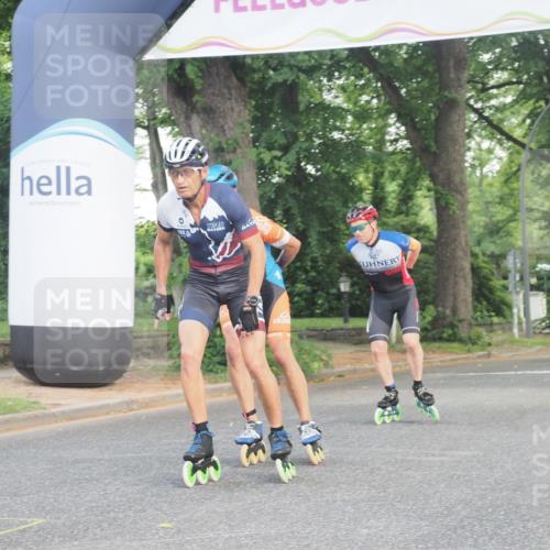 29.06.2025 - hella hamburg halbmarathon KatJ http://msf.ph/oto/8158833 29.06.2025 09:04:57 Zwischen KM18-KM19  meine-sportfotos.de