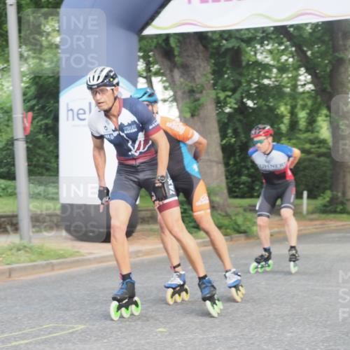 29.06.2025 - hella hamburg halbmarathon KatJ http://msf.ph/oto/8158839 29.06.2025 09:04:58 Zwischen KM18-KM19  meine-sportfotos.de