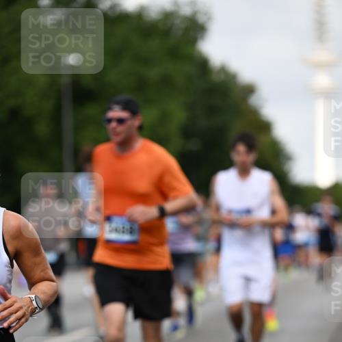 29.06.2025 - hella hamburg halbmarathon Dr. Thomas Lammeyer http://msf.ph/oto/8158846 29.06.2025 10:08:25 Kennedybrücke 1032, 1161, 1355, 1367, 1377, 1674, 2979, 3413, 3488, 4488, 4904, 4951, 5354, 5363, 5365, 5976, 6706, 6709, 7485, 9526, 10756, 10962 meine-sportfotos.de