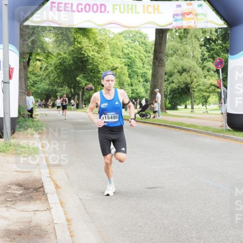 29.06.2025 - hella hamburg halbmarathon MichiJ http://msf.ph/oto/8158900 29.06.2025 10:09:40 Zwischen KM18-KM19 15495 meine-sportfotos.de