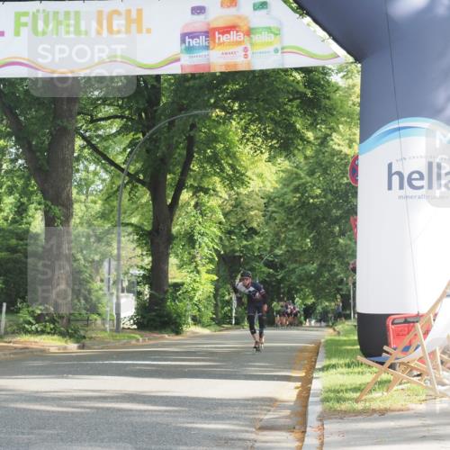 29.06.2025 - hella hamburg halbmarathon KatJ http://msf.ph/oto/8158907 29.06.2025 09:06:11 Zwischen KM18-KM19  meine-sportfotos.de