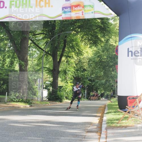 29.06.2025 - hella hamburg halbmarathon KatJ http://msf.ph/oto/8158942 29.06.2025 09:06:11 Zwischen KM18-KM19  meine-sportfotos.de
