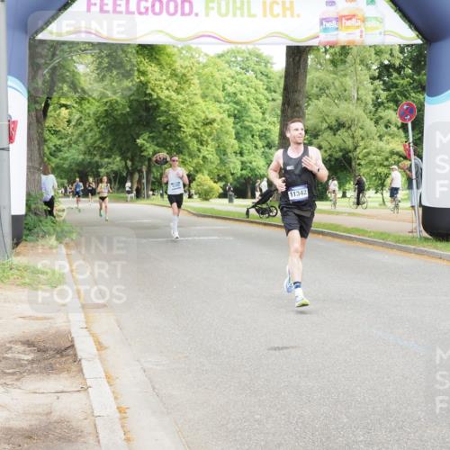 29.06.2025 - hella hamburg halbmarathon MichiJ http://msf.ph/oto/8158947 29.06.2025 10:09:46 Zwischen KM18-KM19 11342, 15495 meine-sportfotos.de