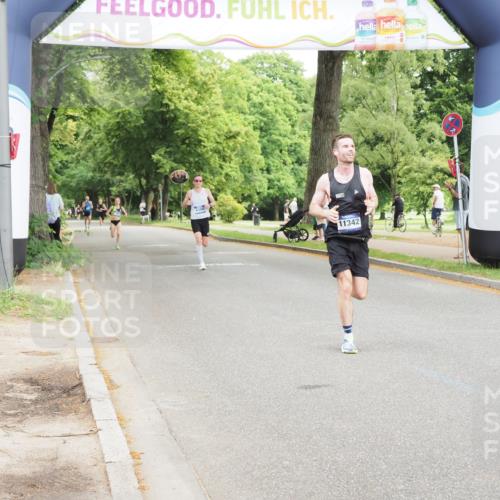 29.06.2025 - hella hamburg halbmarathon MichiJ http://msf.ph/oto/8158953 29.06.2025 10:09:46 Zwischen KM18-KM19 11342, 15495 meine-sportfotos.de