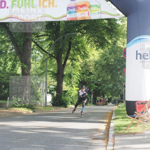 29.06.2025 - hella hamburg halbmarathon KatJ http://msf.ph/oto/8158961 29.06.2025 09:06:12 Zwischen KM18-KM19  meine-sportfotos.de