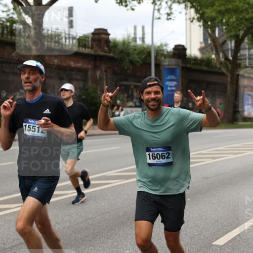 29.06.2025 - hella hamburg halbmarathon Yannick Fuchs http://msf.ph/oto/8158995 29.06.2025 10:38:40 20KM 1057, 1220, 1391, 1415, 1468, 1558, 1782, 1902, 1941, 2365, 2402, 2415, 2816, 3004, 3021, 3305, 3907, 4310, 4425, 4981, 4991, 4999, 5231, 5275, 5476, 5624, 5884, 6490, 6903, 7005, 7191, 7322, 8063, 8722, 9159, 9374, 9444, 9633, 10193, 10596, 10669, 10930, 11346, 11469, 12159, 12554, 12711, 12966, 13123, 13421, 13996, 14667, 14798, 14816, 15185, 15225, 15233, 15280, 15512, 15862, 16062, 16224, 16316, 16506, 16893, 17097, 17251, 17729, 17748, 18560, 18806, 19207 meine-sportfotos.de