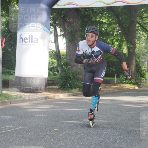 29.06.2025 - hella hamburg halbmarathon KatJ http://msf.ph/oto/8159007 29.06.2025 09:06:13 Zwischen KM18-KM19  meine-sportfotos.de