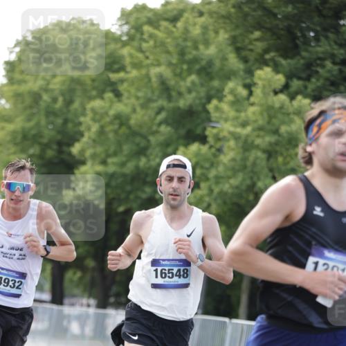 29.06.2025 - hella hamburg halbmarathon Jannik Wohlers http://msf.ph/oto/8159080 29.06.2025 09:39:01 Lombardsbrücke 4524, 6699, 13016, 14188, 14932, 15166, 16548, 18694, 19072 meine-sportfotos.de