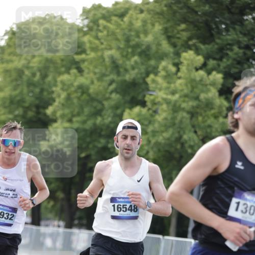 29.06.2025 - hella hamburg halbmarathon Jannik Wohlers http://msf.ph/oto/8159092 29.06.2025 09:39:01 Lombardsbrücke 4524, 6699, 13016, 14188, 14932, 15166, 16548, 18694, 19072 meine-sportfotos.de