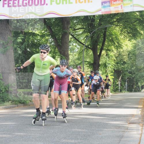 29.06.2025 - hella hamburg halbmarathon KatJ http://msf.ph/oto/8159128 29.06.2025 09:06:19 Zwischen KM18-KM19  meine-sportfotos.de