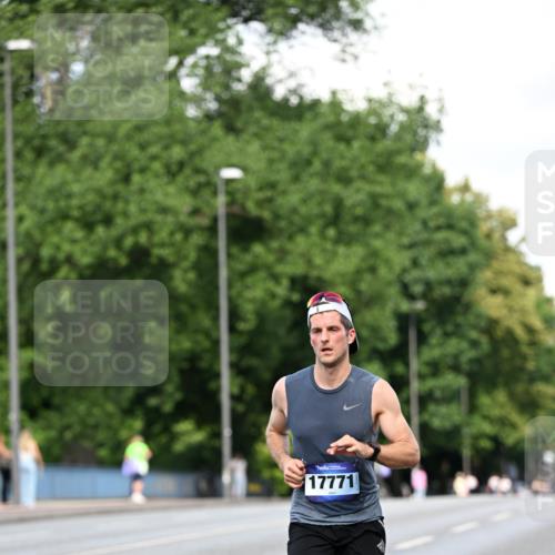 29.06.2025 - hella hamburg halbmarathon Dr. Thomas Lammeyer http://msf.ph/oto/8159194 29.06.2025 09:43:52 Kennedybrücke 5253, 6816, 9475 meine-sportfotos.de