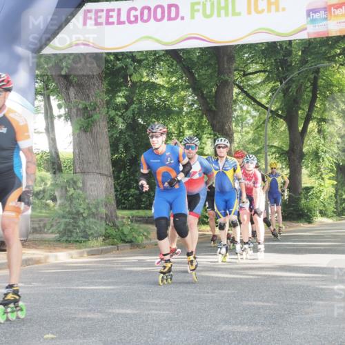 29.06.2025 - hella hamburg halbmarathon KatJ http://msf.ph/oto/8159243 29.06.2025 09:06:21 Zwischen KM18-KM19  meine-sportfotos.de