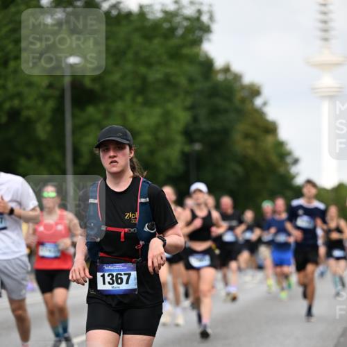 29.06.2025 - hella hamburg halbmarathon Dr. Thomas Lammeyer http://msf.ph/oto/8159286 29.06.2025 10:08:28 Kennedybrücke 1032, 1161, 1355, 1367, 1377, 1674, 2979, 3413, 3488, 4488, 4904, 5354, 5363, 5365, 5976, 6706, 6709, 10213, 10756, 10962 meine-sportfotos.de