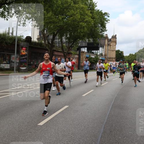 29.06.2025 - hella hamburg halbmarathon Yannick Fuchs http://msf.ph/oto/8159306 29.06.2025 10:38:42 20KM 1057, 1220, 1391, 1415, 1468, 1558, 1782, 1902, 1941, 2365, 2402, 2415, 2816, 3004, 3021, 3305, 3907, 4310, 4991, 4999, 5231, 5275, 5476, 5624, 5884, 6490, 6903, 7005, 7191, 7322, 8063, 8722, 9159, 9374, 9444, 9633, 10193, 10596, 10930, 11469, 12159, 12554, 12711, 12966, 13123, 13421, 13996, 14351, 14667, 14798, 14816, 15185, 15225, 15233, 15280, 15862, 16316, 16506, 16893, 17097, 17251, 17729, 17748, 18560, 18806, 19207 meine-sportfotos.de