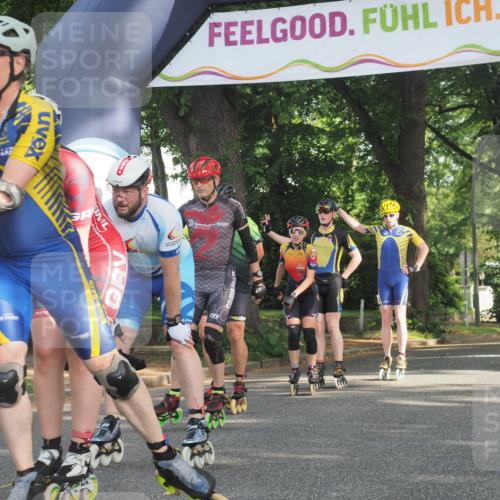 29.06.2025 - hella hamburg halbmarathon KatJ http://msf.ph/oto/8159324 29.06.2025 09:06:22 Zwischen KM18-KM19  meine-sportfotos.de