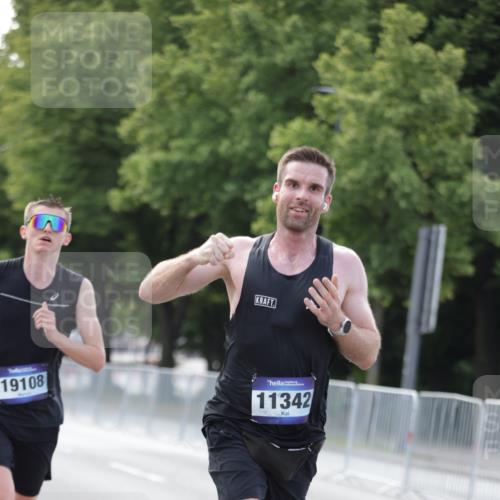 29.06.2025 - hella hamburg halbmarathon Jannik Wohlers http://msf.ph/oto/8159375 29.06.2025 09:39:10 Lombardsbrücke 4524, 6699, 11342, 13016, 14932, 15166, 16548, 18694, 18848, 19072, 19108 meine-sportfotos.de