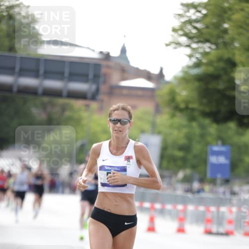 29.06.2025 - hella hamburg halbmarathon Jannik Wohlers http://msf.ph/oto/8159445 29.06.2025 09:39:14 Lombardsbrücke 51, 6699, 11342, 13016, 14932, 15166, 16548, 18694, 18848, 19108 meine-sportfotos.de