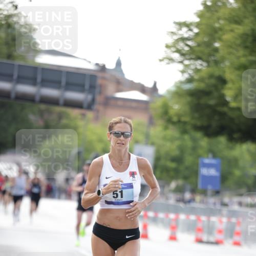 29.06.2025 - hella hamburg halbmarathon Jannik Wohlers http://msf.ph/oto/8159457 29.06.2025 09:39:14 Lombardsbrücke 51, 6699, 11342, 13016, 14932, 15166, 16548, 18694, 18848, 19108 meine-sportfotos.de