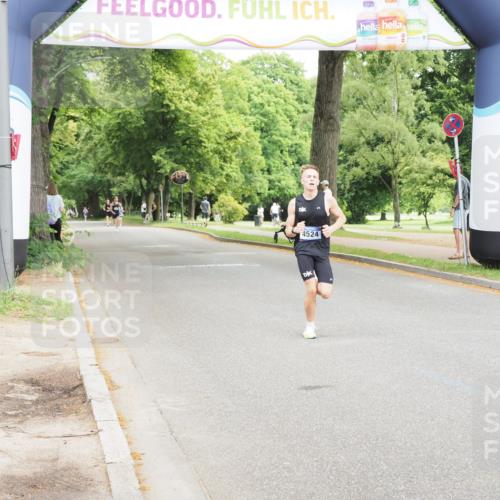 29.06.2025 - hella hamburg halbmarathon MichiJ http://msf.ph/oto/8159488 29.06.2025 10:09:57 Zwischen KM18-KM19 53, 2144, 6380 meine-sportfotos.de