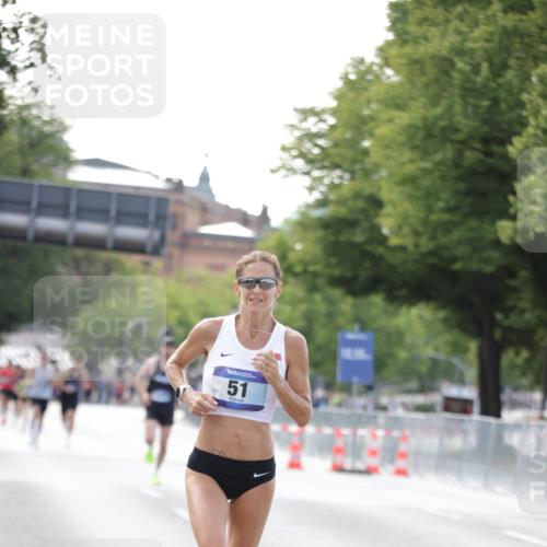 29.06.2025 - hella hamburg halbmarathon Jannik Wohlers http://msf.ph/oto/8159491 29.06.2025 09:39:14 Lombardsbrücke 51, 6699, 11342, 13016, 14932, 15166, 16548, 18694, 18848, 19108 meine-sportfotos.de