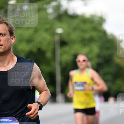 29.06.2025 - hella hamburg halbmarathon Dr. Thomas Lammeyer http://msf.ph/oto/8159519 29.06.2025 09:43:58 Kennedybrücke  meine-sportfotos.de