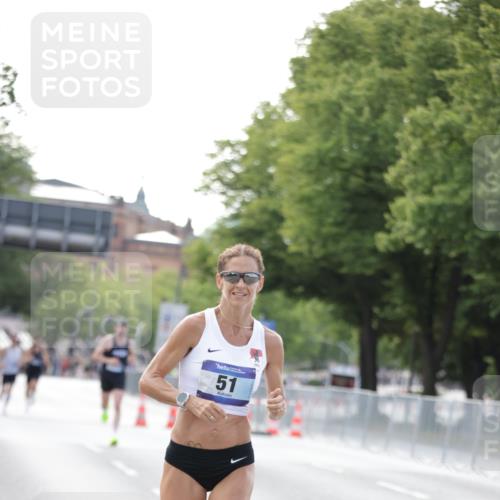 29.06.2025 - hella hamburg halbmarathon Jannik Wohlers http://msf.ph/oto/8159565 29.06.2025 09:39:15 Lombardsbrücke 51, 6699, 11342, 13016, 14932, 15166, 16548, 18848, 19108 meine-sportfotos.de