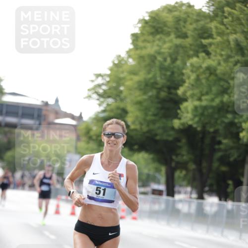 29.06.2025 - hella hamburg halbmarathon Jannik Wohlers http://msf.ph/oto/8159576 29.06.2025 09:39:15 Lombardsbrücke 51, 6699, 11342, 13016, 14932, 15166, 16548, 18848, 19108 meine-sportfotos.de