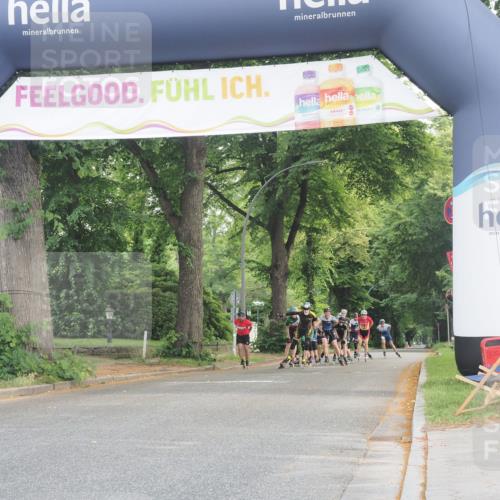 29.06.2025 - hella hamburg halbmarathon KatJ http://msf.ph/oto/8159589 29.06.2025 09:07:42 Zwischen KM18-KM19  meine-sportfotos.de