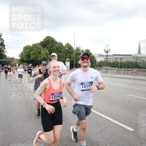 29.06.2025 - hella hamburg halbmarathon Jannik Wohlers http://msf.ph/oto/8159639 29.06.2025 10:54:46 Lombardsbrücke 1013, 2090, 2452, 3274, 4039, 4628, 5040, 6395, 6396, 6944, 7219, 7238, 7766, 8403, 8519, 10109, 10458, 10686, 11737, 11788, 11908, 12147, 12148, 13098, 13230, 13548, 13979, 13980, 14515, 14651, 15152, 15160, 15581, 15782, 15843, 16057, 16432, 16433, 16664, 16665, 17090, 19199 meine-sportfotos.de
