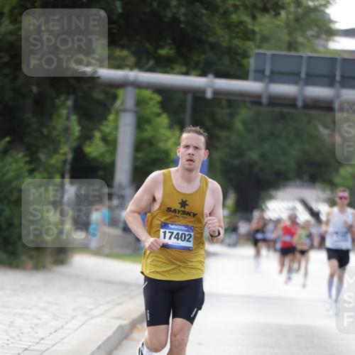29.06.2025 - hella hamburg halbmarathon Jannik Wohlers http://msf.ph/oto/8159655 29.06.2025 09:39:18 Lombardsbrücke 51, 6699, 11342, 11678, 13016, 14932, 15166, 16548, 17402, 18848, 19108 meine-sportfotos.de