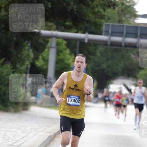 29.06.2025 - hella hamburg halbmarathon Jannik Wohlers http://msf.ph/oto/8159662 29.06.2025 09:39:18 Lombardsbrücke 51, 6699, 11342, 11678, 13016, 14932, 15166, 16548, 17402, 18848, 19108 meine-sportfotos.de