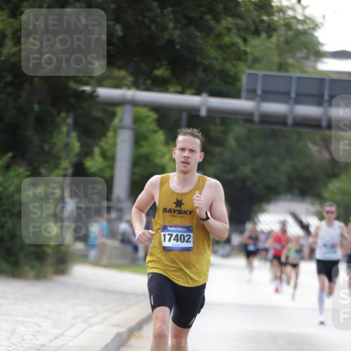 29.06.2025 - hella hamburg halbmarathon Jannik Wohlers http://msf.ph/oto/8159678 29.06.2025 09:39:18 Lombardsbrücke 51, 6699, 11342, 11678, 13016, 14932, 15166, 16548, 17402, 18848, 19108 meine-sportfotos.de