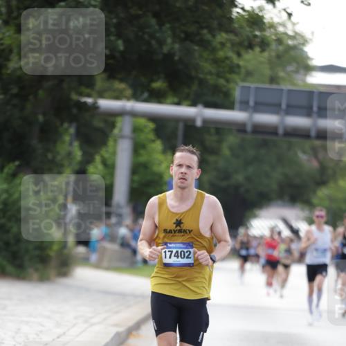 29.06.2025 - hella hamburg halbmarathon Jannik Wohlers http://msf.ph/oto/8159695 29.06.2025 09:39:18 Lombardsbrücke 51, 6699, 11342, 11678, 13016, 14932, 15166, 16548, 17402, 18848, 19108 meine-sportfotos.de