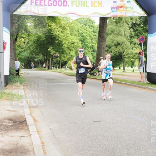 29.06.2025 - hella hamburg halbmarathon MichiJ http://msf.ph/oto/8159709 29.06.2025 10:10:11 Zwischen KM18-KM19  meine-sportfotos.de