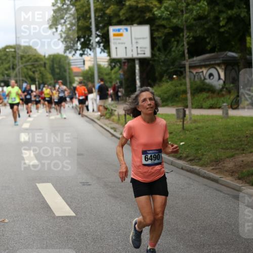29.06.2025 - hella hamburg halbmarathon Yannick Fuchs http://msf.ph/oto/8159712 29.06.2025 10:38:44 20KM 1057, 1220, 1391, 1415, 1468, 1782, 1902, 1941, 2365, 2402, 2415, 2816, 3004, 3021, 3305, 3907, 4310, 4991, 4999, 5231, 5275, 5476, 5624, 5884, 6490, 6903, 7005, 7191, 7322, 8722, 9159, 9374, 9444, 9633, 10193, 10596, 10930, 11469, 12159, 12554, 12711, 12966, 13123, 14351, 14667, 14798, 14816, 15185, 15225, 15233, 15280, 15862, 16316, 16506, 16893, 17097, 17251, 17729, 17748, 18560, 18806, 19207 meine-sportfotos.de